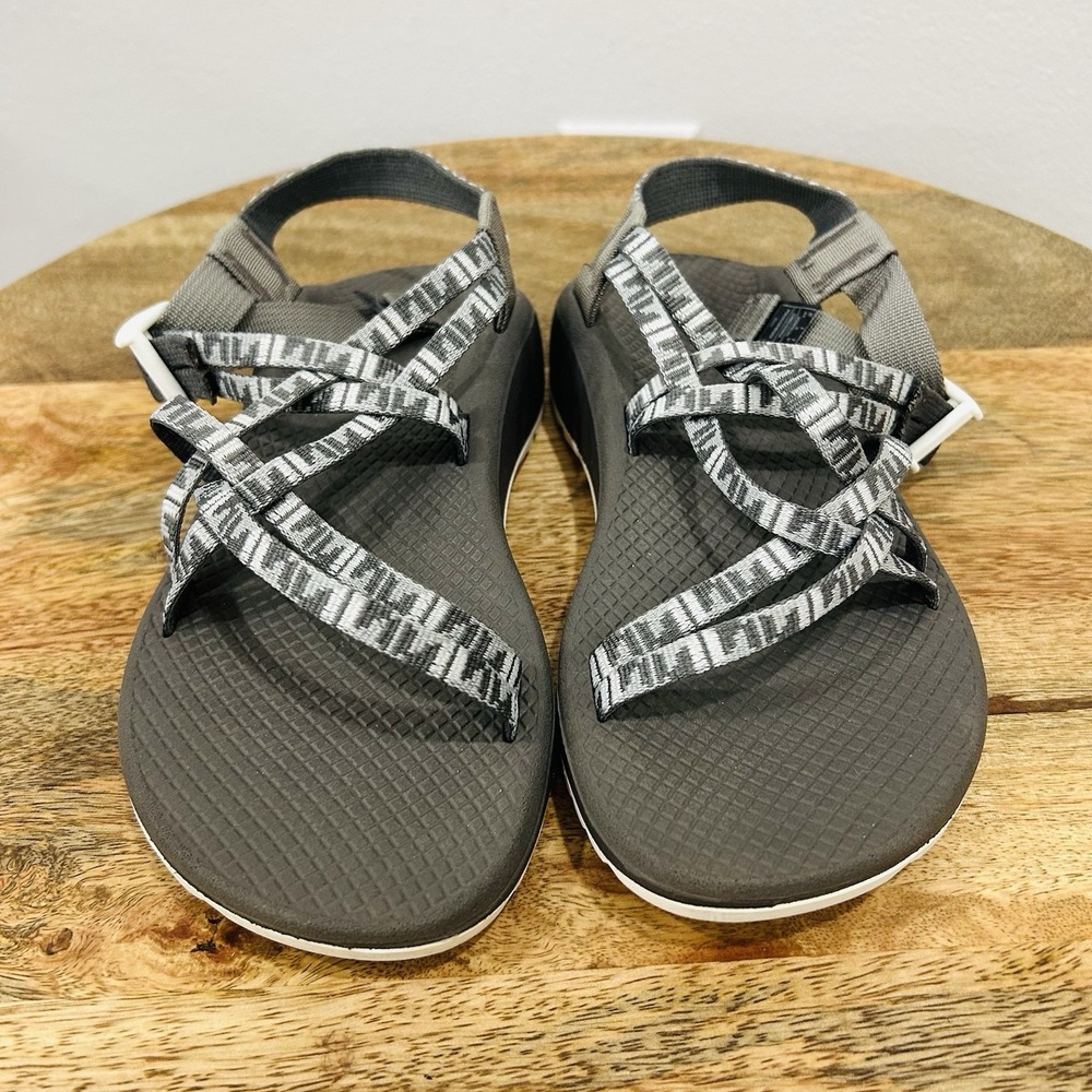 Chaco Women's Z/2 Classic gray white size 8 Euro 39 hiking - Picture 3 of 10
